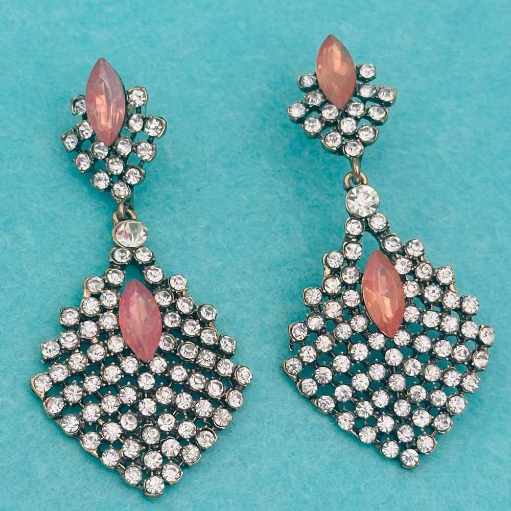 Vintage-Inspired Pink & Crystal Rhinestone Statement Drop Earrings - Picture 2 of 5